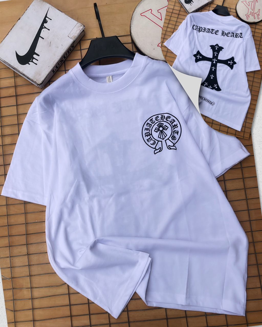 Round neck