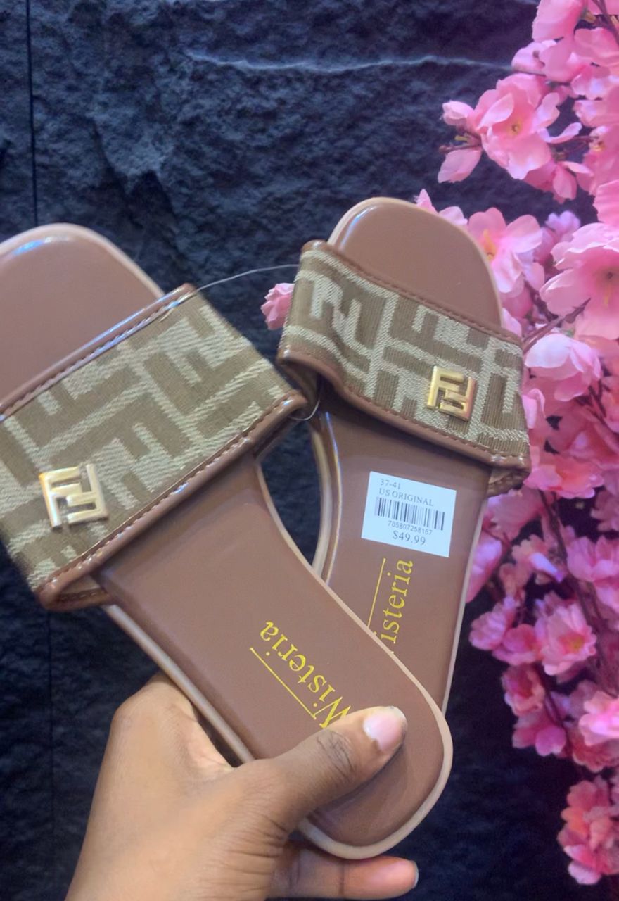 Fendi slippers